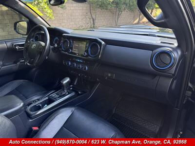 2019 Toyota Tacoma TRD Sport - Photo 10 - Orange, CA 92868