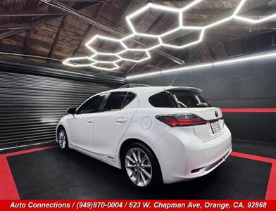 2013 Lexus CT 200h - Photo 4 - Orange, CA 92868