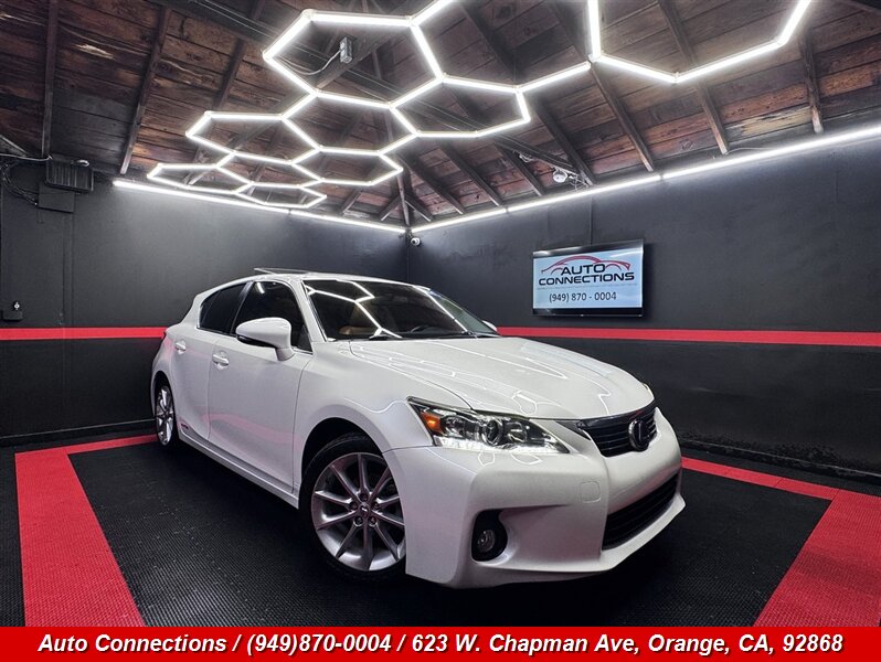 2013 Lexus CT 200h   - Photo 1 - Orange, CA 92868
