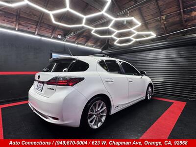2013 Lexus CT 200h - Photo 3 - Orange, CA 92868