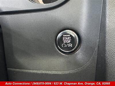 2013 Dodge Challenger R/T   - Photo 18 - Orange, CA 92868