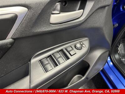 2015 Honda Fit LX - Photo 20 - Orange, CA 92868