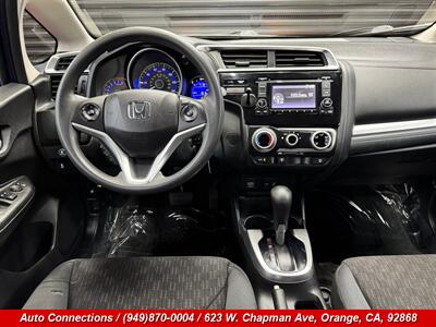 2015 Honda Fit LX - Photo 12 - Orange, CA 92868