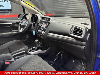 2015 Honda Fit LX - Photo 10 - Orange, CA 92868