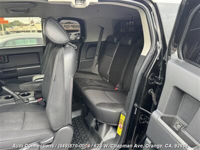 2008 Toyota FJ Cruiser   - Photo 9 - Orange, CA 92868