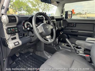 2008 Toyota FJ Cruiser   - Photo 11 - Orange, CA 92868