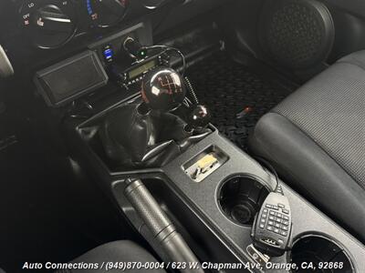 2008 Toyota FJ Cruiser   - Photo 15 - Orange, CA 92868