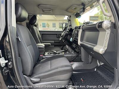2008 Toyota FJ Cruiser   - Photo 7 - Orange, CA 92868