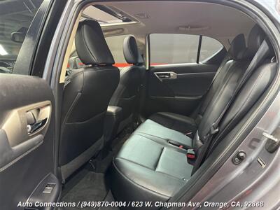 2014 Lexus CT 200h   - Photo 9 - Orange, CA 92868