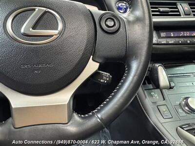 2014 Lexus CT 200h   - Photo 15 - Orange, CA 92868
