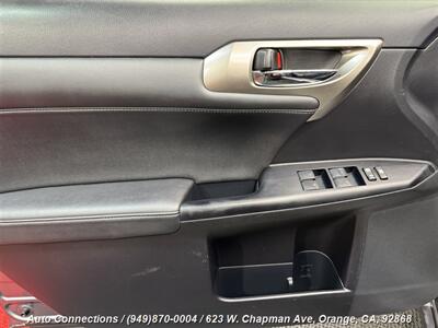 2014 Lexus CT 200h   - Photo 29 - Orange, CA 92868