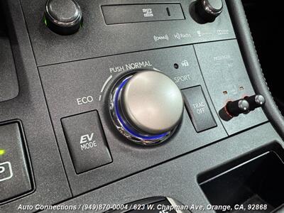 2014 Lexus CT 200h   - Photo 19 - Orange, CA 92868