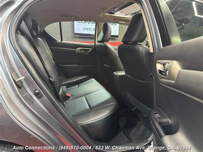 2014 Lexus CT 200h   - Photo 8 - Orange, CA 92868