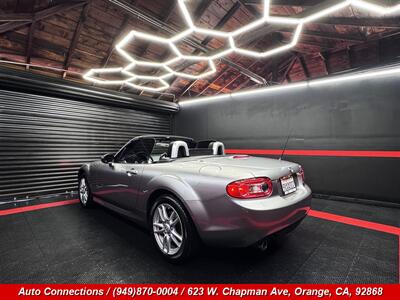 2012 Mazda MX-5 Miata Sport   - Photo 4 - Orange, CA 92868