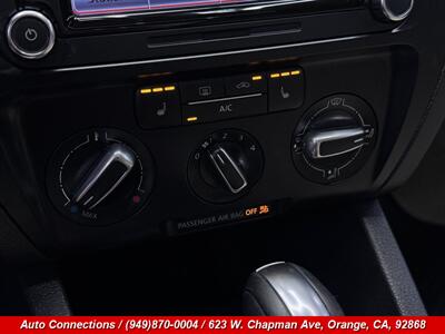 2014 Volkswagen Jetta SE PZEV - Photo 16 - Orange, CA 92868
