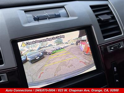2013 Cadillac Escalade ESV Premium   - Photo 18 - Orange, CA 92868