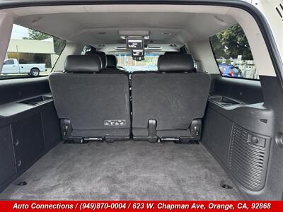 2013 Cadillac Escalade ESV Premium   - Photo 33 - Orange, CA 92868
