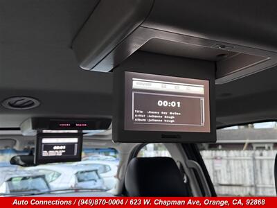 2013 Cadillac Escalade ESV Premium   - Photo 26 - Orange, CA 92868