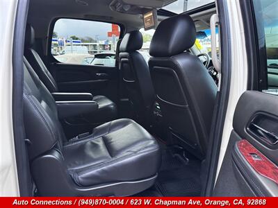 2013 Cadillac Escalade ESV Premium   - Photo 8 - Orange, CA 92868