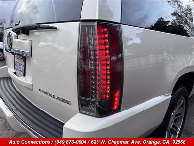 2013 Cadillac Escalade ESV Premium   - Photo 42 - Orange, CA 92868