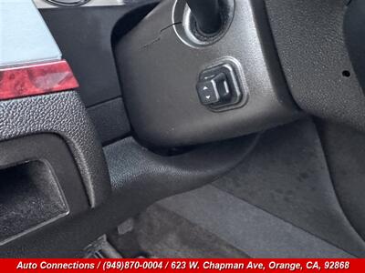 2013 Cadillac Escalade ESV Premium   - Photo 22 - Orange, CA 92868