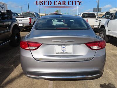 2016 Chrysler 200 Limited   - Photo 4 - Houston, TX 77074