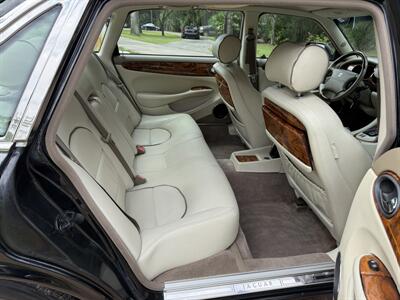 1998 Jaguar XJ8 Vanden Plas   - Photo 20 - Frostproof, FL 33843