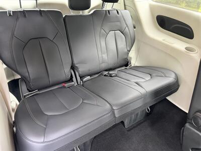 2018 Chrysler Pacifica Touring L Plus - Photo 34 - Frostproof, FL 33843