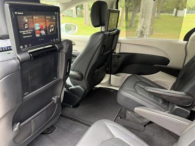 2018 Chrysler Pacifica Touring L Plus - Photo 45 - Frostproof, FL 33843