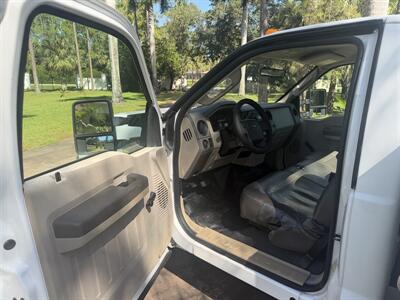 2009 Ford F-350 Super Duty XL  UTILITY WORK TRUCK - Photo 9 - Frostproof, FL 33843