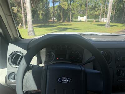 2009 Ford F-350 Super Duty XL  UTILITY WORK TRUCK - Photo 17 - Frostproof, FL 33843