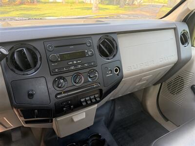 2009 Ford F-350 Super Duty XL  UTILITY WORK TRUCK - Photo 19 - Frostproof, FL 33843