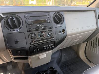 2009 Ford F-350 Super Duty XL  UTILITY WORK TRUCK - Photo 25 - Frostproof, FL 33843