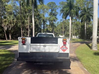 2009 Ford F-350 Super Duty XL  UTILITY WORK TRUCK - Photo 7 - Frostproof, FL 33843