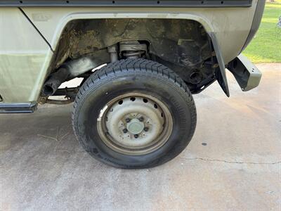 1993 Mercedes-Benz 230GE   - Photo 46 - Frostproof, FL 33843