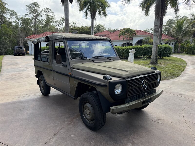 1990 Mercedes-Benz 230GE   - Photo 1 - Frostproof, FL 33843