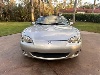 2005 Mazda MX-5 Miata LS   - Photo 2 - Frostproof, FL 33843