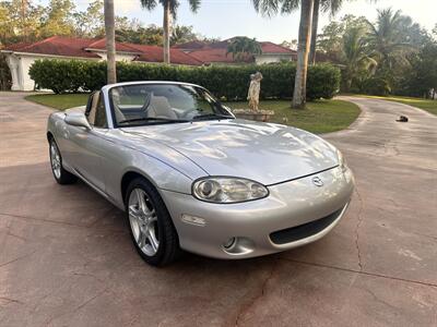 2005 Mazda MX-5 Miata LS  