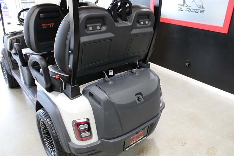 2025 EPIC E40FX CA STREET LEGAL   - Photo 18 - Gilroy, CA 95020