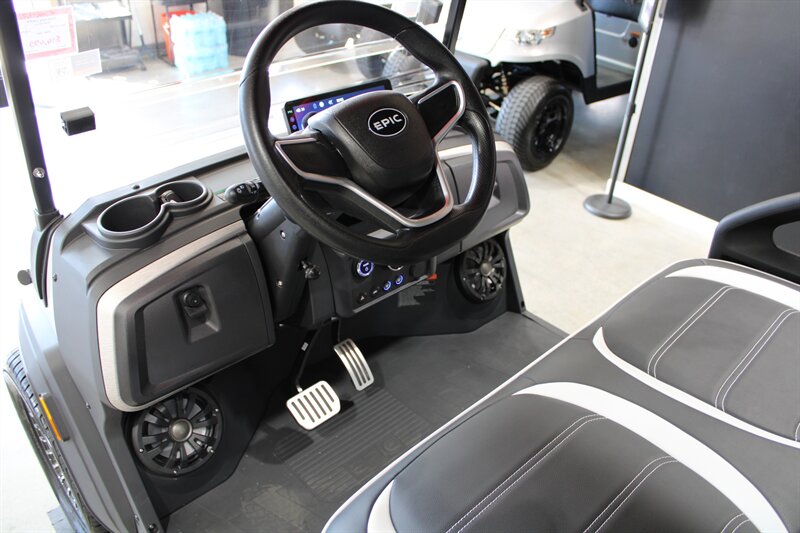 2025 EPIC E40FX CA STREET LEGAL   - Photo 5 - Gilroy, CA 95020