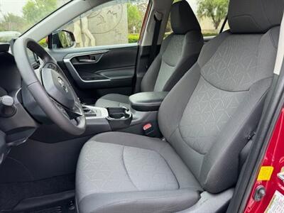 2020 Toyota RAV4 XLE   - Photo 13 - San Juan Capistrano, CA 92675