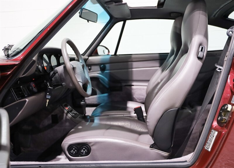 1996 Porsche 911 - Photo 25