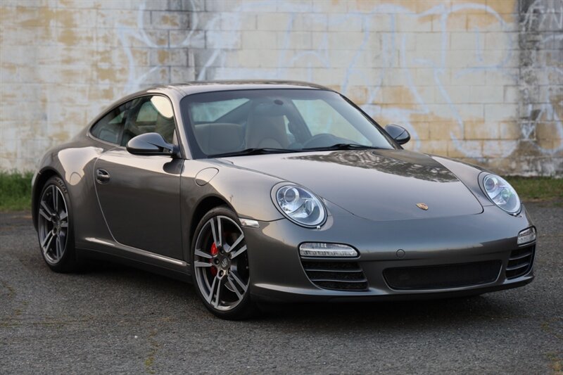 2011 Porsche 911 Carrera 4S   - Photo 1 - Charlotte, NC 28206