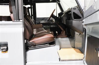 1997 Land Rover Defender 90 300Tdi 5-Speed  * Full Restoration* - Photo 35 - Charlotte, NC 28206