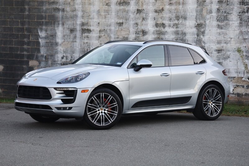 2017 Porsche Macan GTS  