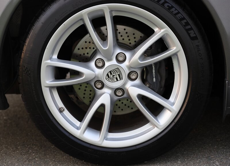2011 Porsche 911 Carrera - Photo 38