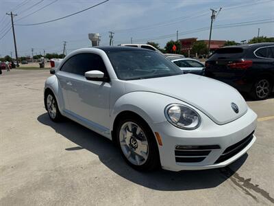 2018 Volkswagen Beetle 2.0T SE   - Photo 10 - Wylie, TX 75098