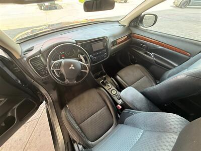 2015 Mitsubishi Outlander GT 7 SEATER   - Photo 27 - Wylie, TX 75098
