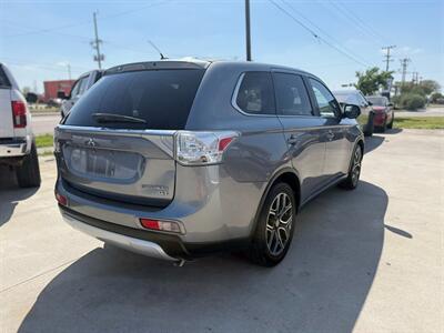 2015 Mitsubishi Outlander GT 7 SEATER   - Photo 14 - Wylie, TX 75098