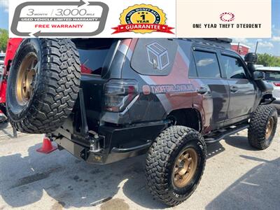 2022 Toyota 4Runner TRD Off-Road Premium   - Photo 2 - Wylie, TX 75098